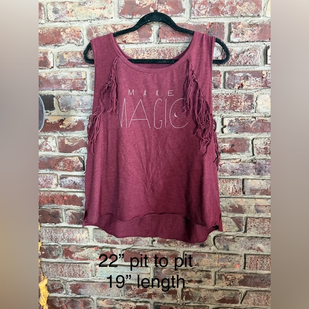 ✨ American Eagle “Make Magic” Fringe Tank Top – Size L ✨